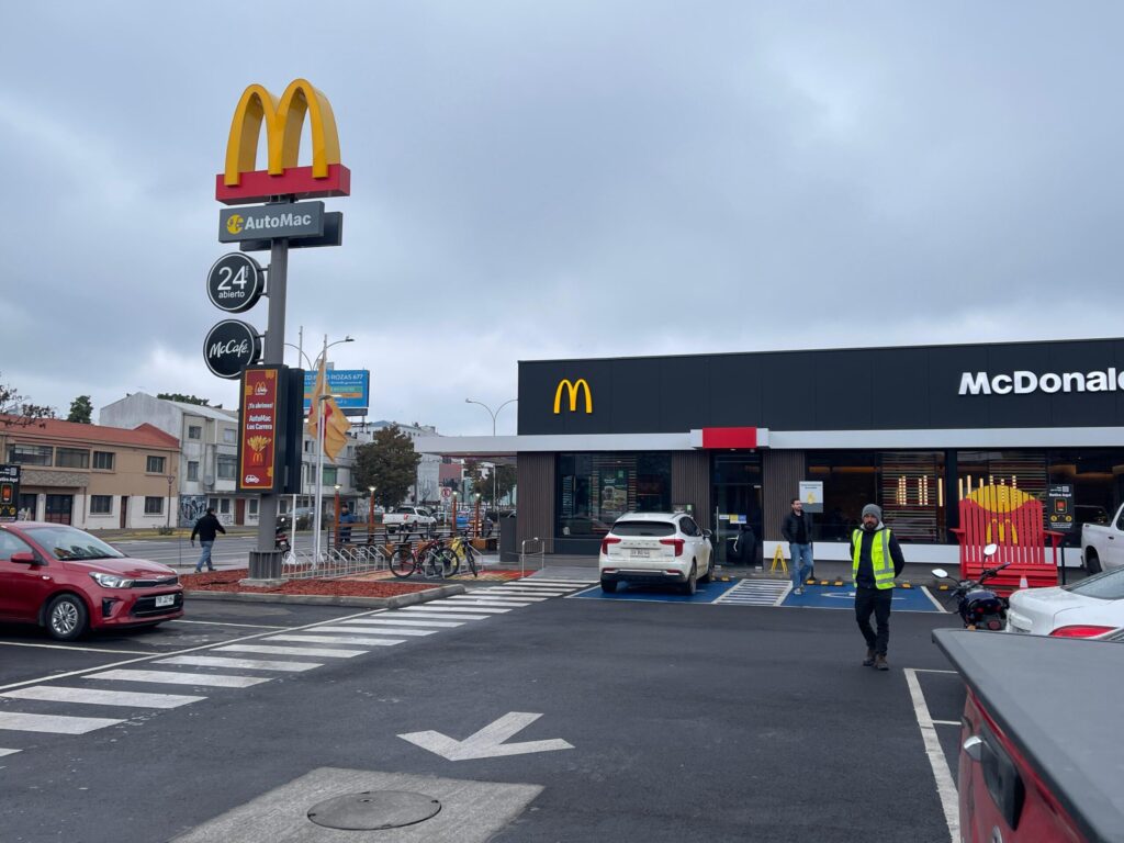 Automac en Concepción: Ubicación y horarios del McDonalds 24/7 del ...