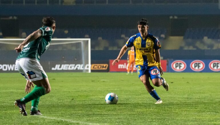 Fútbol UdeC vs Santiago Wanderers