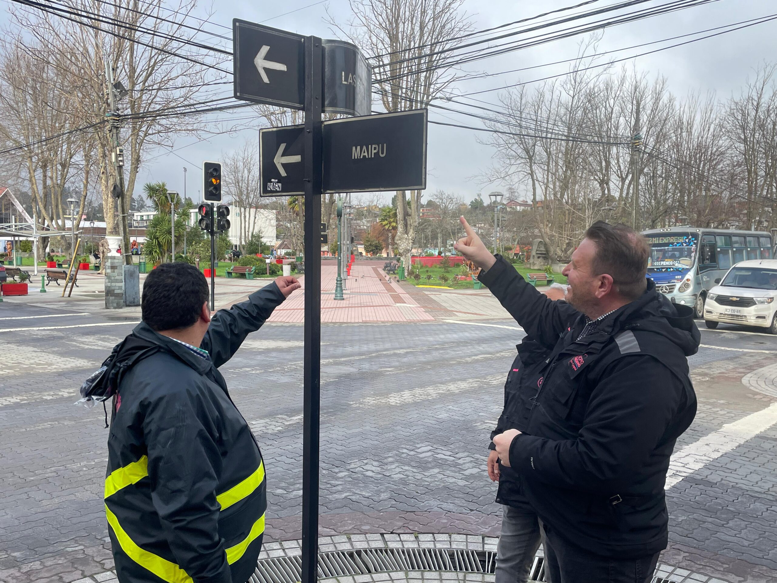 Autoridades nuevo cruce Las Heras Maipú Penco