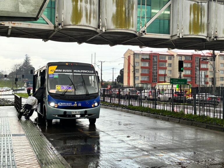 Bus línea 42 Minibuses Hualpencillo Transporte público Concepción