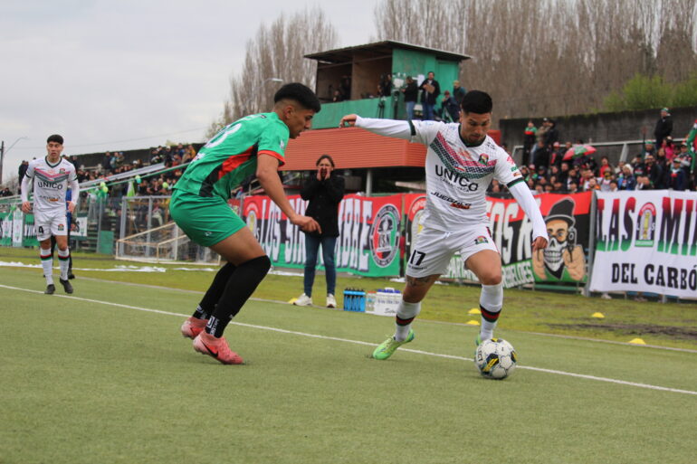 Comunal Cabrero vs Lota Schwager