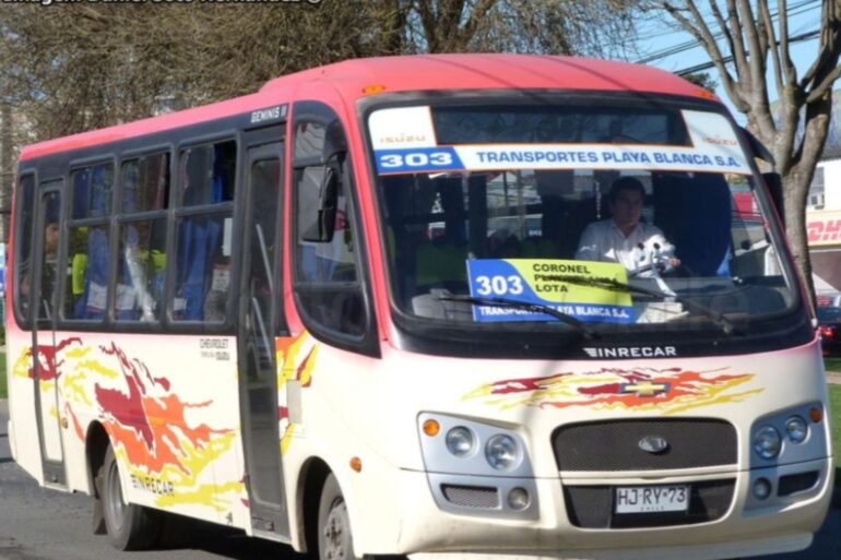 Bus de la línea 303 Transportes Playa Blanca Concepción-Coronel-Lota