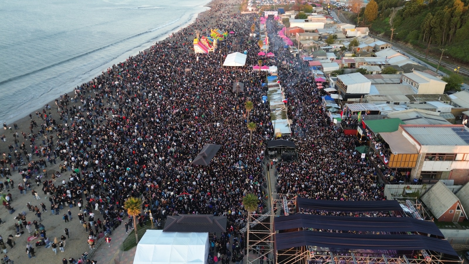 Fiesta de la Chilenidad Playa Negra Penco