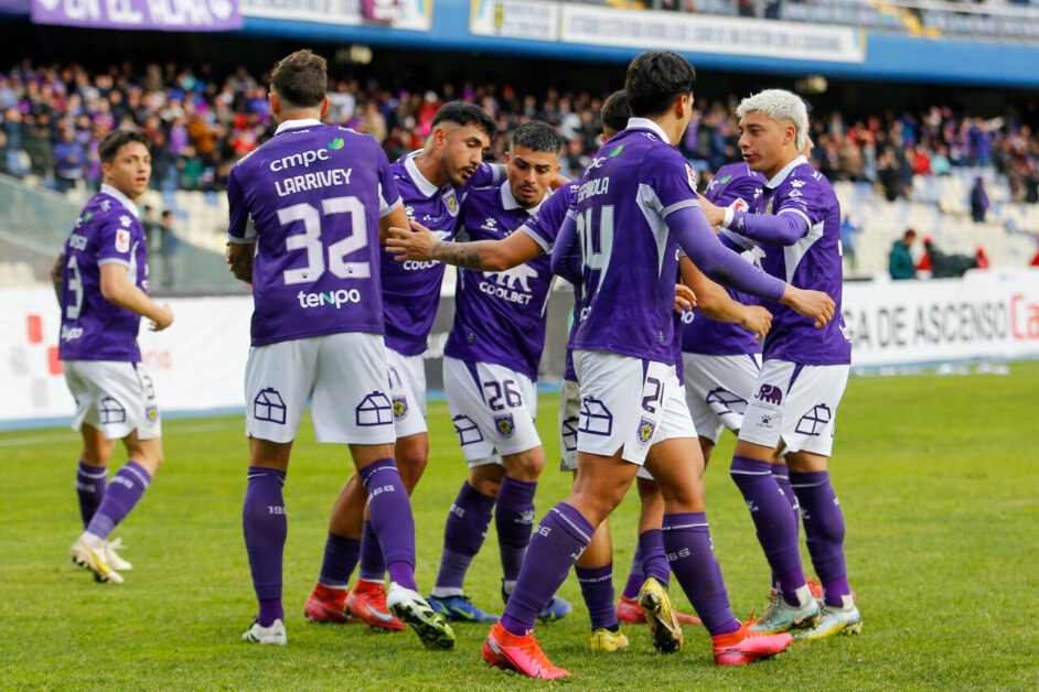 Rugió el León de Collao: Deportes Concepción goleó a Cobreloa en la ...
