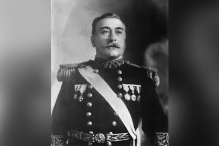 Almirante Arturo Fernández Vial