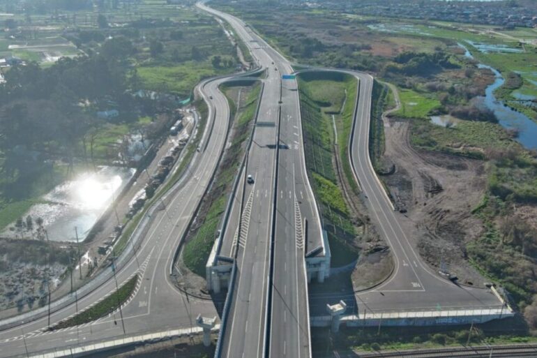 Puente Industrial humedal Los Batros