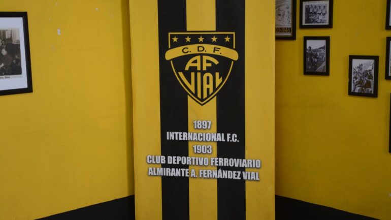 Club Deportivo Ferroviario Arturo Fernández Vial