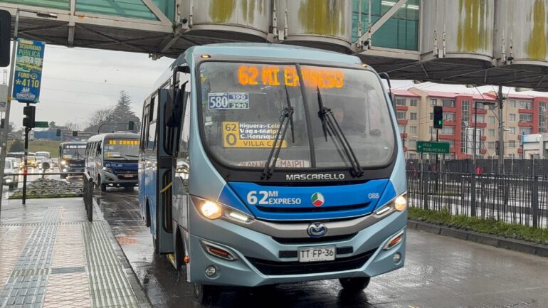 Bus línea 62 Mi Expreso