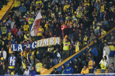 Hinchada de Fútbol UdeC vs Deportes Temuco | Foto: Agencia UNO | Archivo