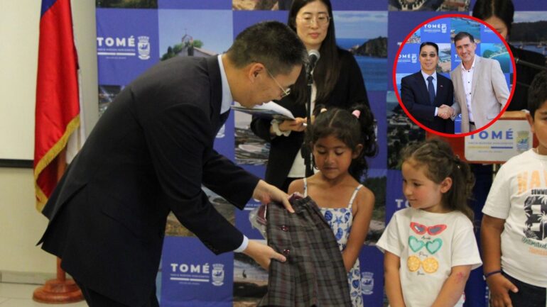 Embajador de China en Tomé regala uniformes