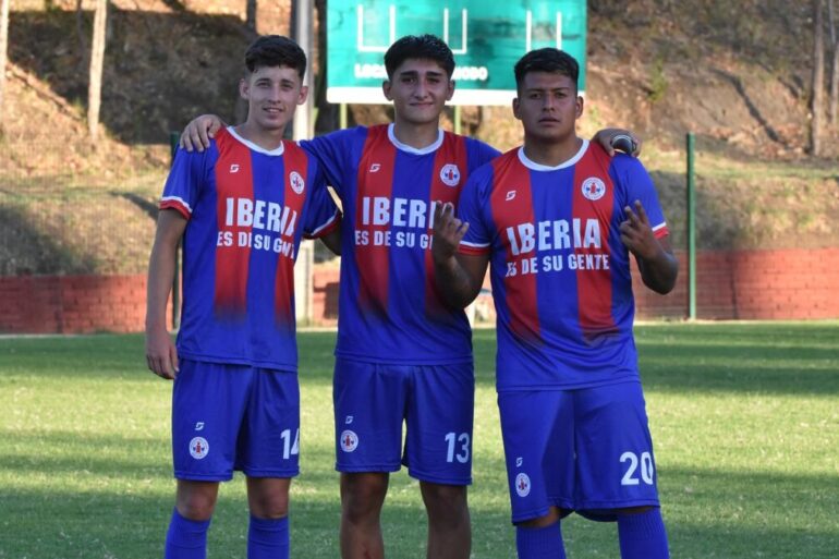 Pedro Montt de San Rosendo 2-6 Iberia de Los Ángeles Octogonal del Biobío