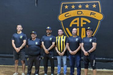 Presentación nuevo cuerpo técnico Fernández Vial