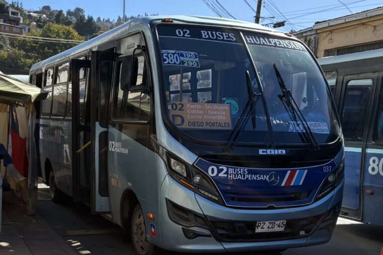 Bus línea 02 Buses Hualpensan