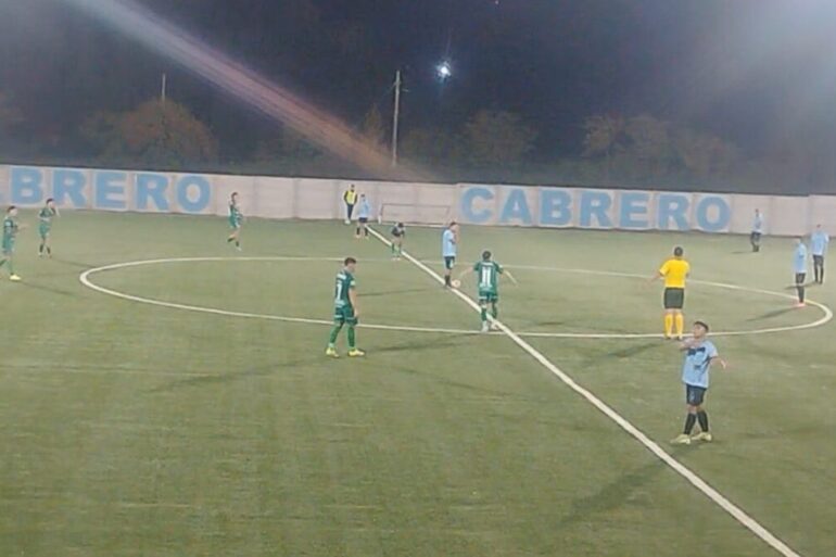 Comunal Cabrero 1-4 Quintero Unido Tercera División A