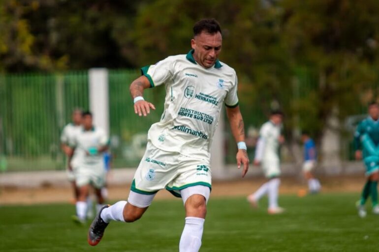 Rodelindo Román 1-0 Comunal Cabrero Tercera División A