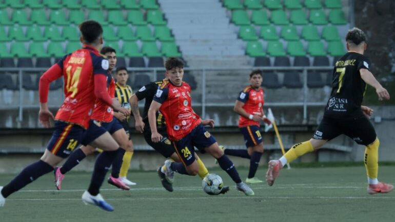 CD Vicente Pérez Rosales 3-1 Fernández Vial Tercera División B 2026