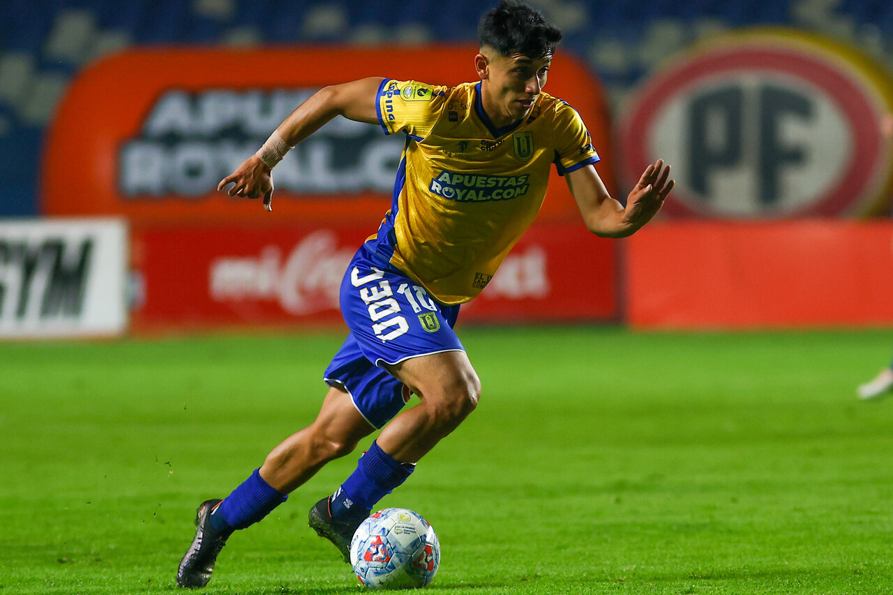 En los dos enfrentamientos entre Cobresal y Fútbol UdeC, Jeison Fuentealba ha sido la figura de los foreros con tres anotaciones | Foto: Daniel Pino / Agencia UNO