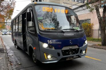 Bus línea 16 Vía Universo