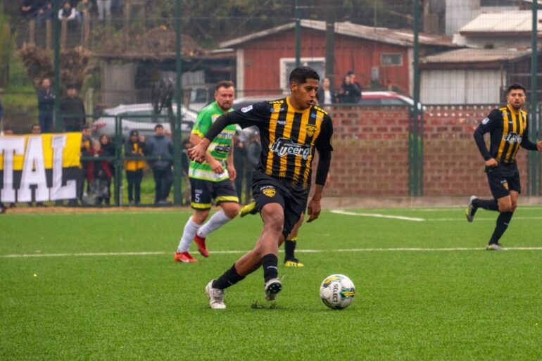 CDSC Nacimiento vs Fernández Vial Tercera División B 2026