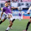 Nelson Sepúlveda disputando el balón con Joaquín Sosa de Colo-Colo | Foto: Lorena De Vecchio, Uno Noticias
