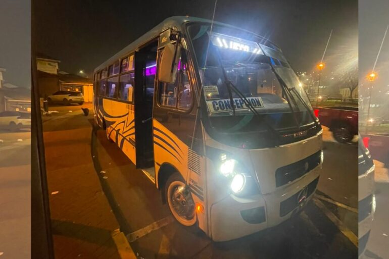 Bus Coronel Lota nocturno