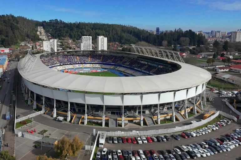 Estadio Ester Roa Rebolledo Concepción