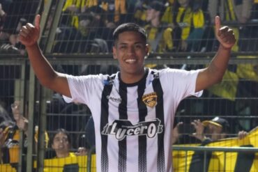 Iberia Los Ángeles 0-2 Fernández Vial Tercera División B 2026