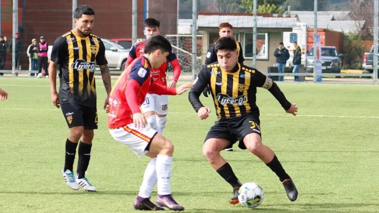 Fernández Vial 1-1 Vicente Pérez Rosales Tercera División B 2026