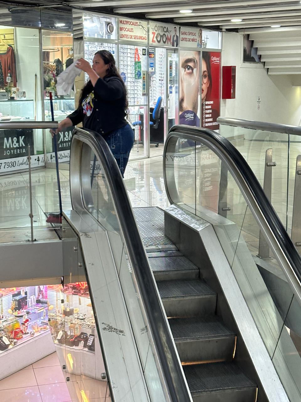 escalera mecánica